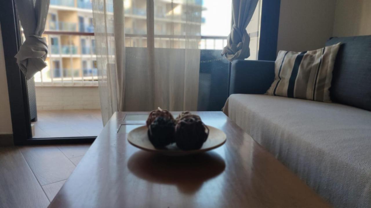 Coqueto Apartamento En Puerto Marina Con Piscina เบนัลมาเดนา ภายนอก รูปภาพ