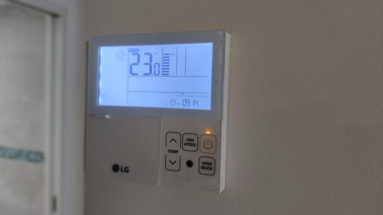 Coqueto Apartamento En Puerto Marina Con Piscina เบนัลมาเดนา ภายนอก รูปภาพ
