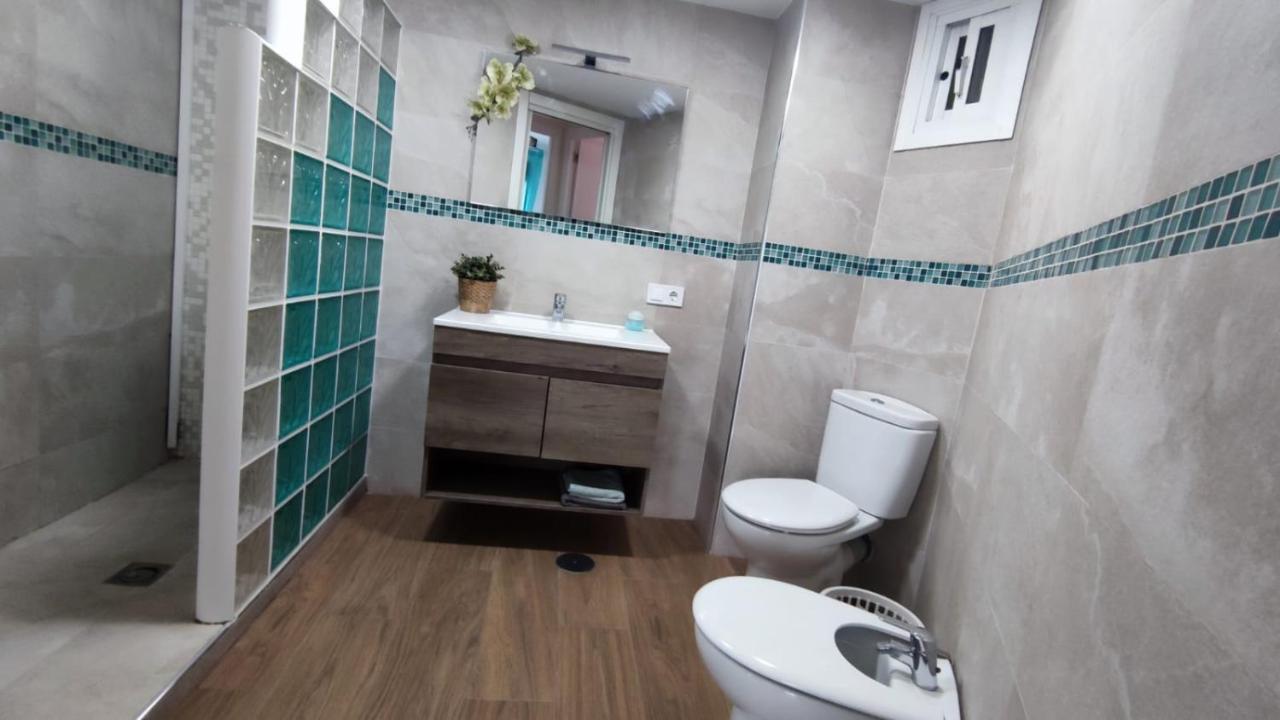Coqueto Apartamento En Puerto Marina Con Piscina เบนัลมาเดนา ภายนอก รูปภาพ